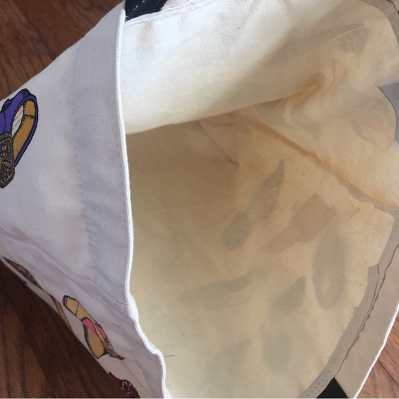 Frame tote bundle= shoes tote + 3 framed shoe prints. Boston museum. - Picture 4 of 14